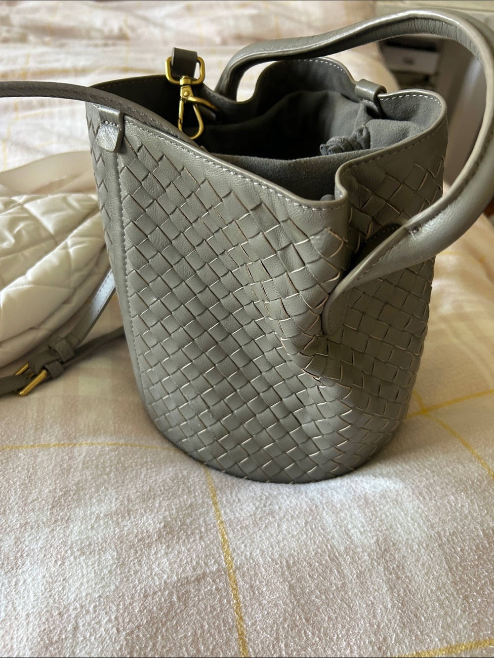 Woven Bucket Shoulder Bag - Gray
